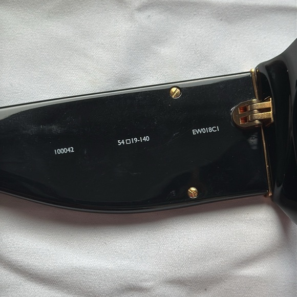 Casablanca ‘Gabrielle’ sunglasses in black main image 6